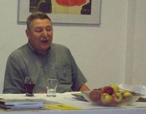 Volker Pf�llerl / weiter durch Klick auf das Bild ...