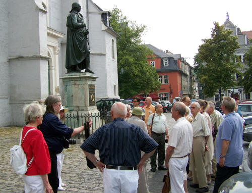 An der Herder-Kirche, Foto: Abel Doering