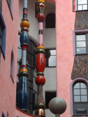 Hundertwasser: Die Gr�ne Zitadelle von Magdeburg